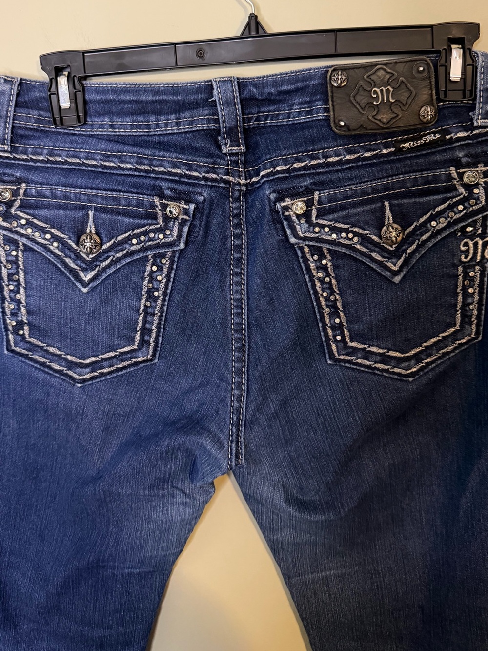 Beautiful Y2K Miss Me Easy Boot Jeans With Embellished Back Pockets 31” Inseam